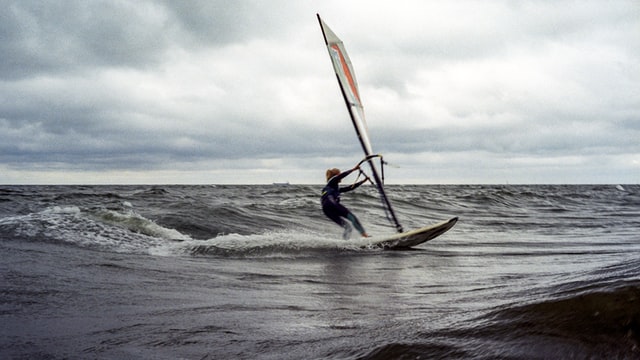 Windsurfing Guide